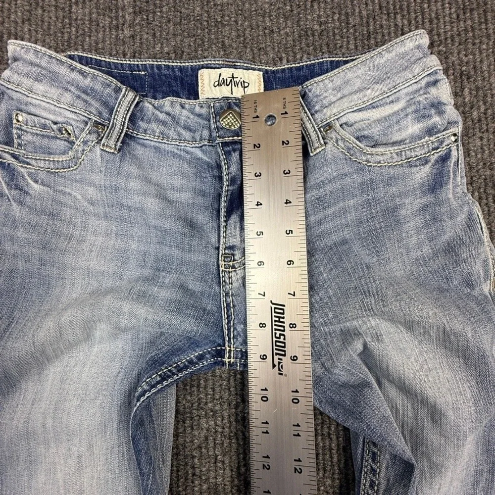Daytrip Virgo Womens Size 29 Light Wash Crop Denim Jeans DBK1509 Stretch